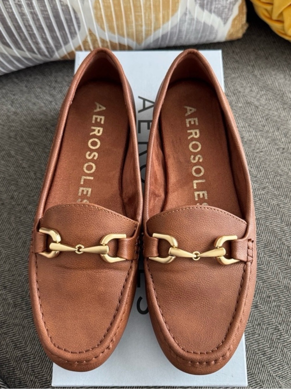 Aerosoles Women's Brown Leather Loafers with Gold Size 8